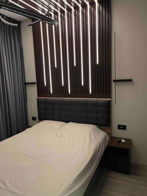 Ath Modern Homes - Luxury Apartment In The City Center Iasi Exterior photo