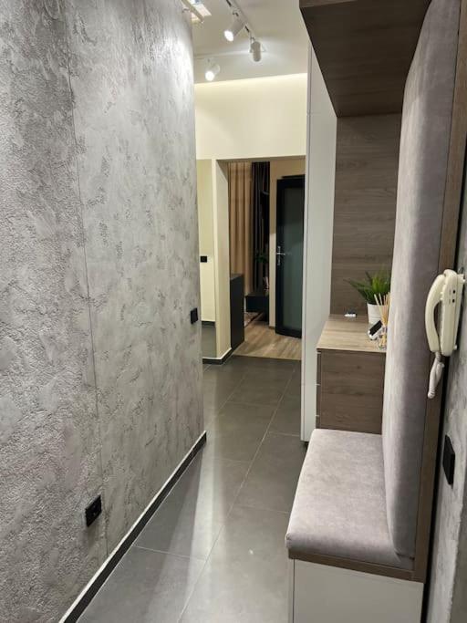 Ath Modern Homes - Luxury Apartment In The City Center Iasi Exterior photo